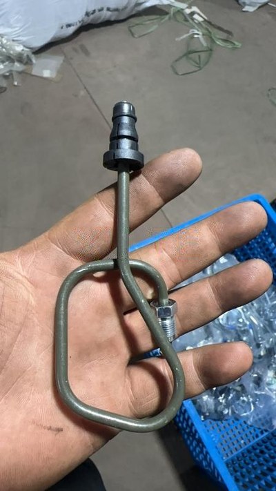 High-Pressure Fuel Line Elbo...